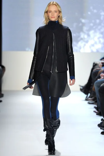 Look 1
